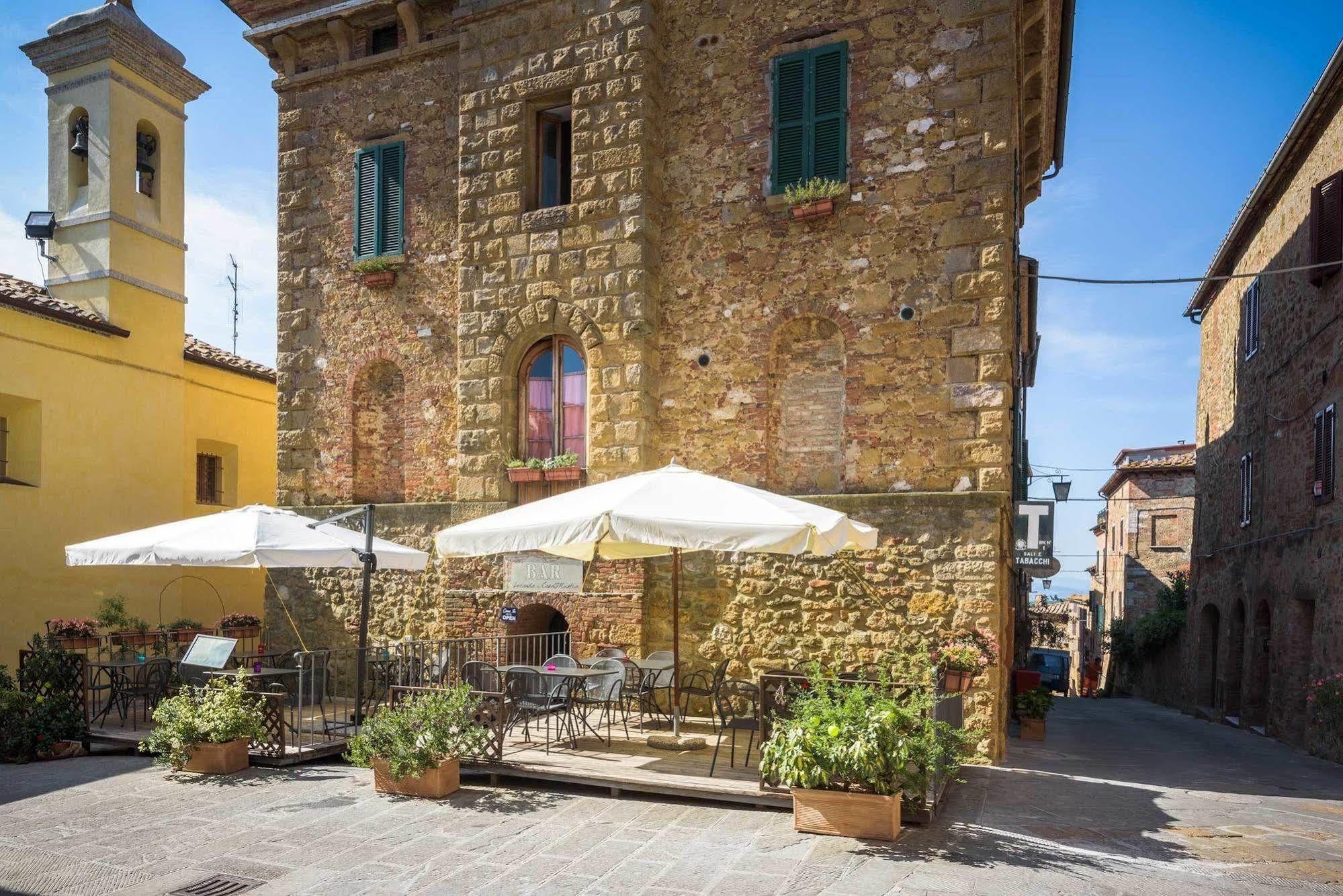 Locanda Di Casalmustia Castelmuzio Exteriör bild