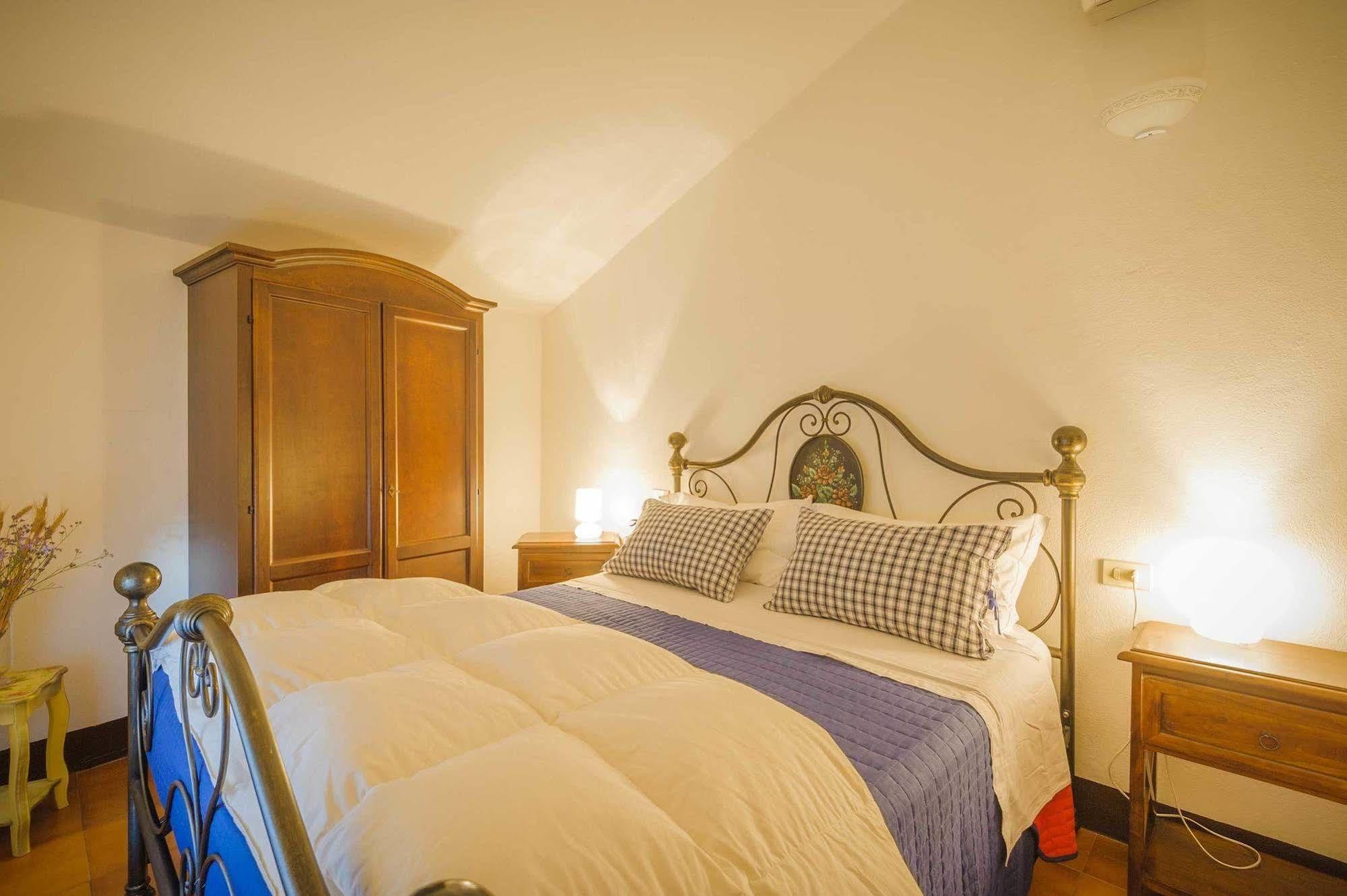 Locanda Di Casalmustia Castelmuzio Exteriör bild